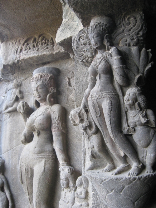 La déesse Ganga avec Apsara
